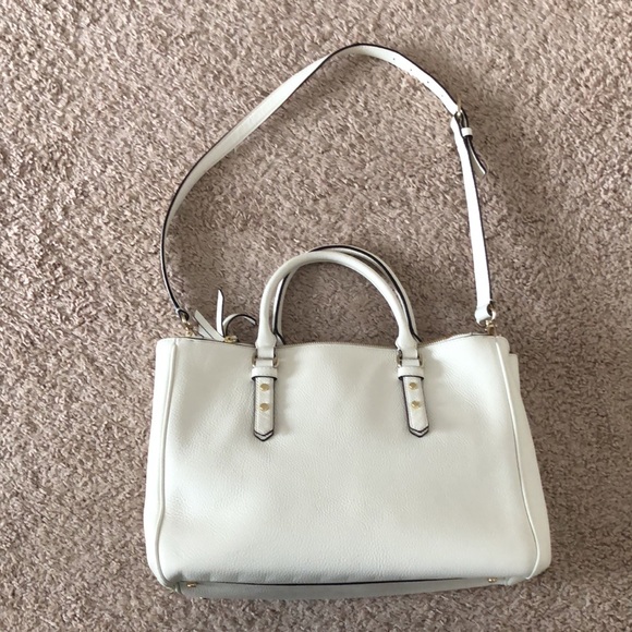 Authentic Kate Spade Double zip crossbody - Picture 2 of 9